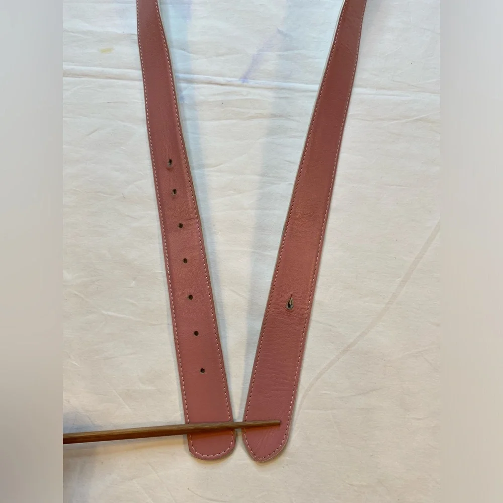 Alessandro Albanese Light‎ pink and White Leather belt strap size 46” long